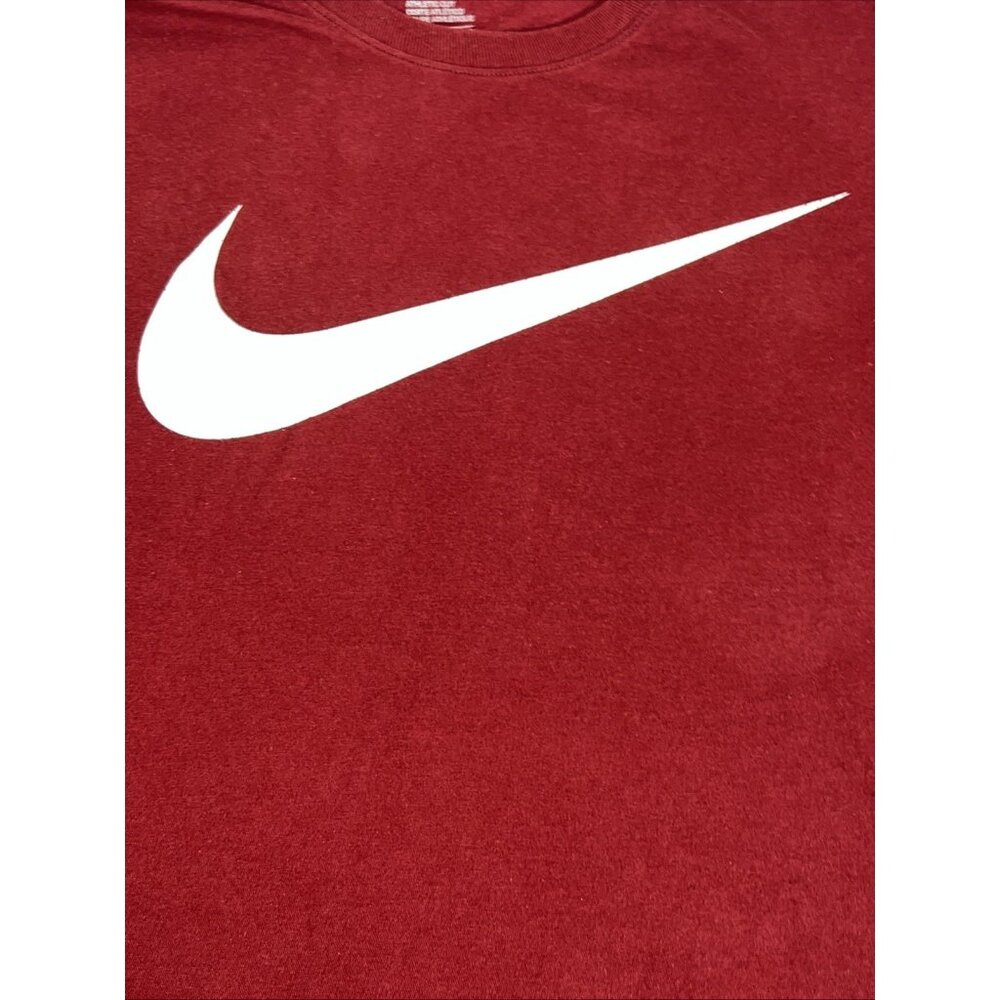 Nike Athletic Cut Tee Shirt‎ Men's Burgundy Size Large Dri Fit Large Dotted Logo